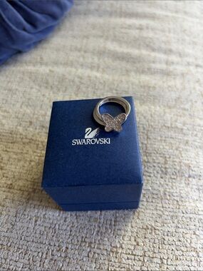 Swarovski pave crystal butterfly escape ring